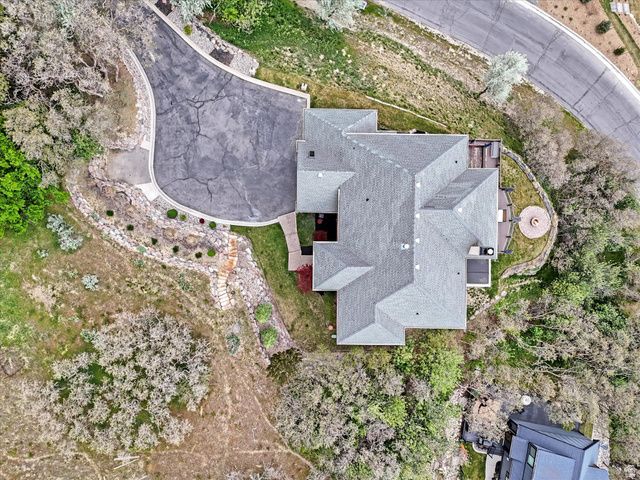 99 LONE HOLLOW, Sandy, UT 84092
