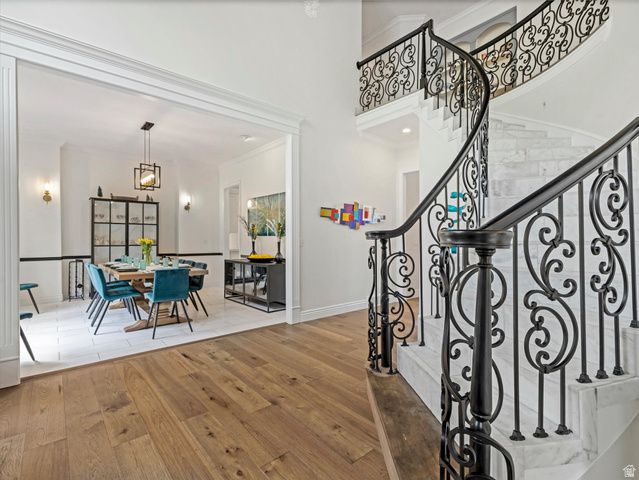 99 LONE HOLLOW, Sandy, UT 84092