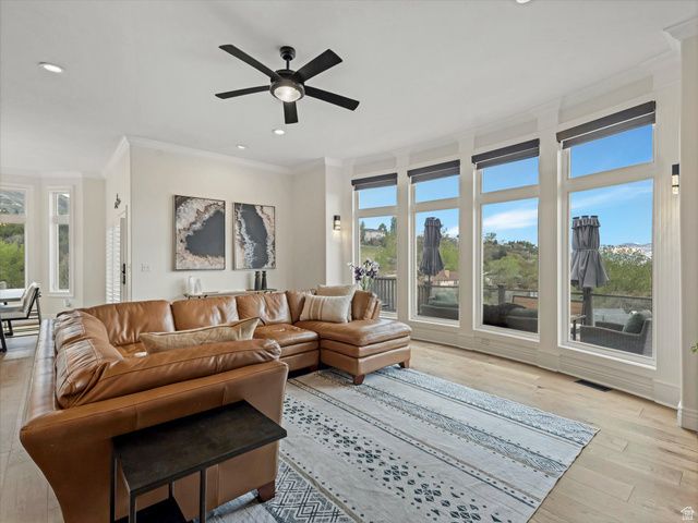 99 LONE HOLLOW, Sandy, UT 84092