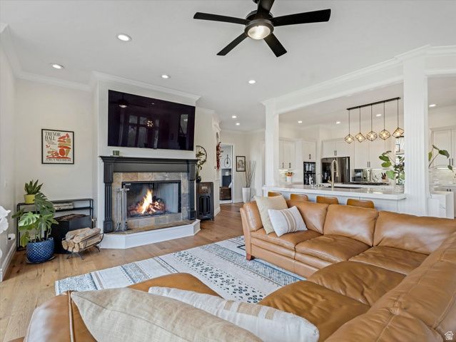 99 LONE HOLLOW, Sandy, UT 84092