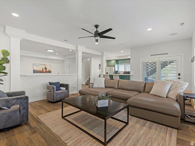 99 LONE HOLLOW, Sandy, UT 84092