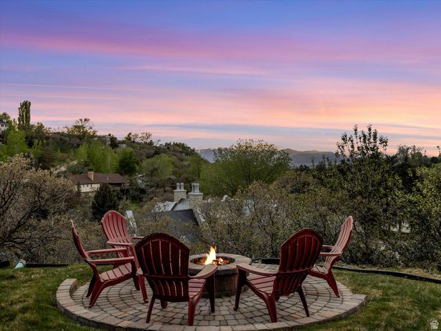 99 LONE HOLLOW, Sandy, UT 84092