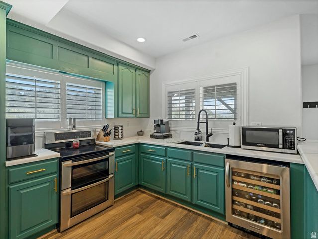 99 LONE HOLLOW, Sandy, UT 84092