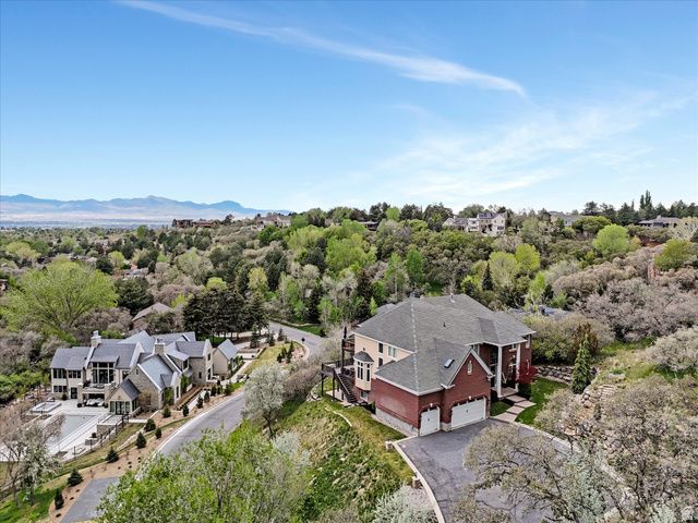 99 LONE HOLLOW, Sandy, UT 84092