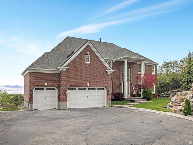 99 LONE HOLLOW, Sandy, UT 84092