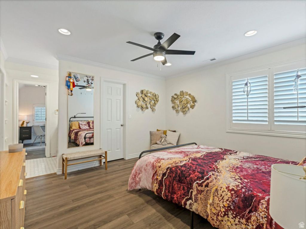 Image 41 of property listing at 99 LONE HOLLOW, Sandy, UT 84092