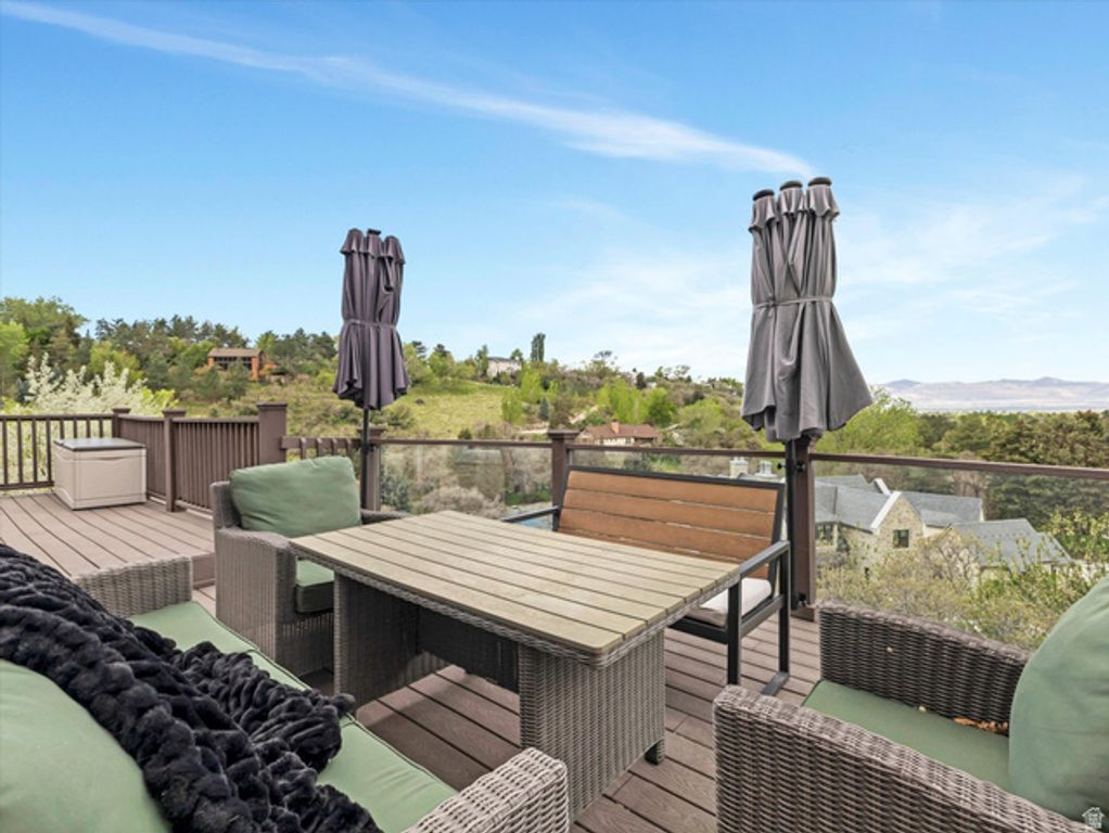 Image 58 of property listing at 99 LONE HOLLOW, Sandy, UT 84092