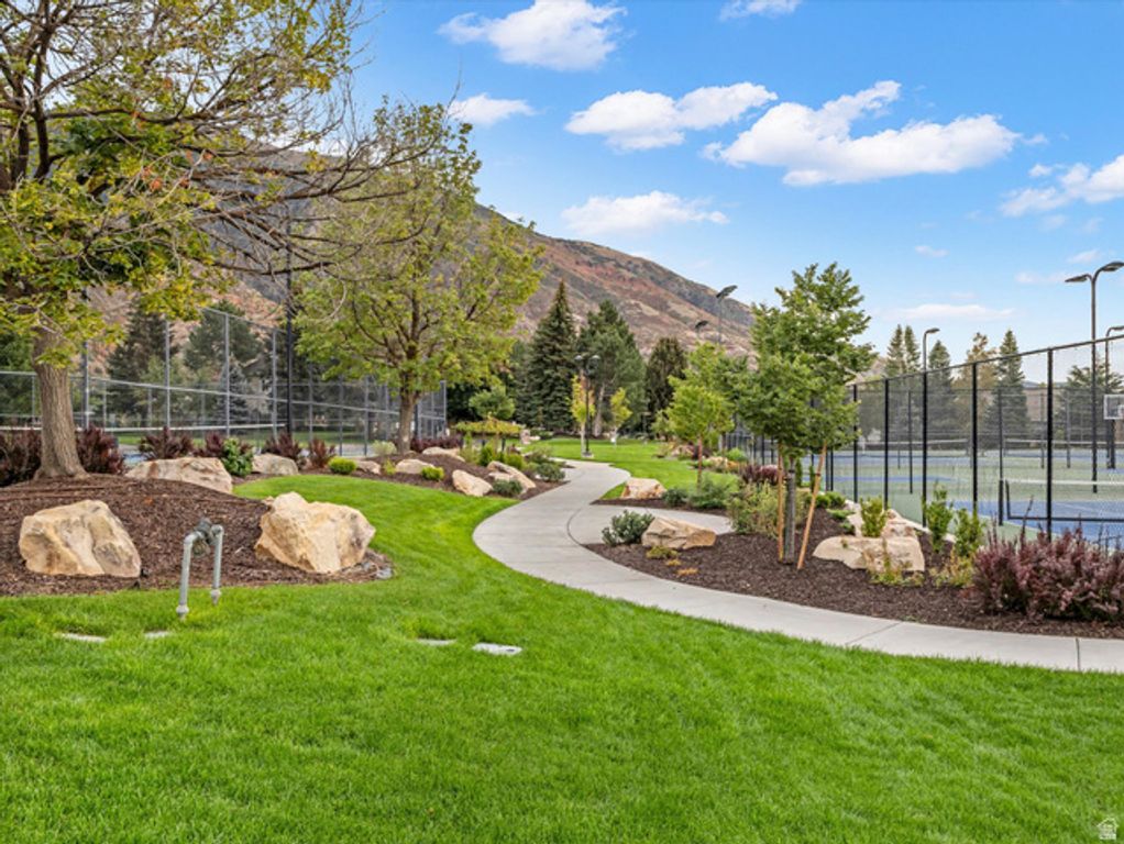 Image 63 of property listing at 99 LONE HOLLOW, Sandy, UT 84092