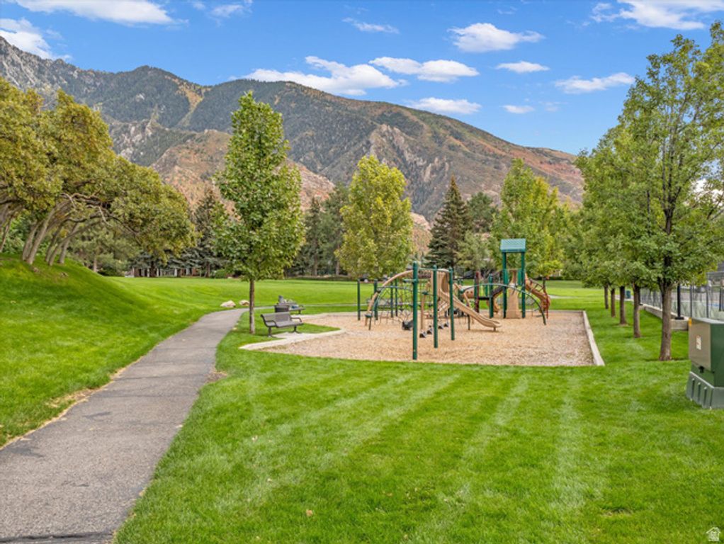 Image 68 of property listing at 99 LONE HOLLOW, Sandy, UT 84092