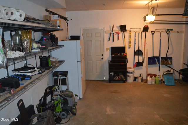 23 Ponderosa Drive, Halfmoon, NY 12065