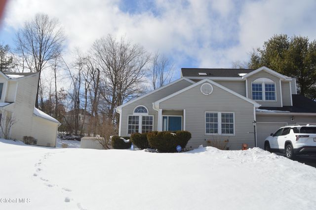 23 Ponderosa Drive, Halfmoon, NY 12065