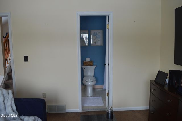 23 Ponderosa Drive, Halfmoon, NY 12065