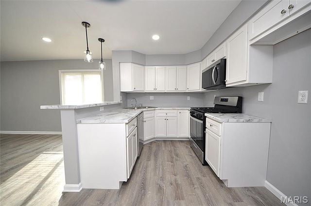 3309 Marmary Lane, St Ann, MO 63074