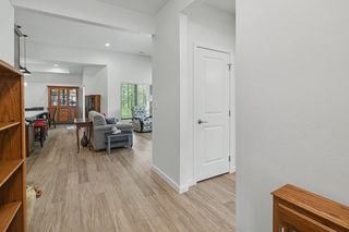 503 Vintage Lane, Pella, IA 50219
