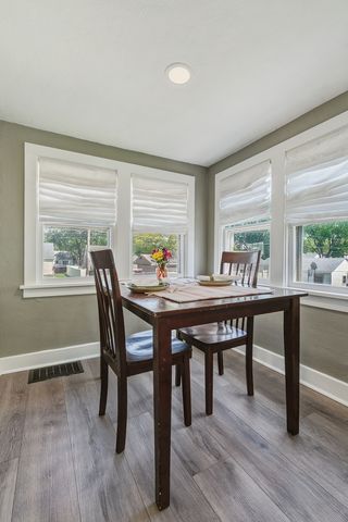 2218 W Lombard Street, Davenport, IA 52806