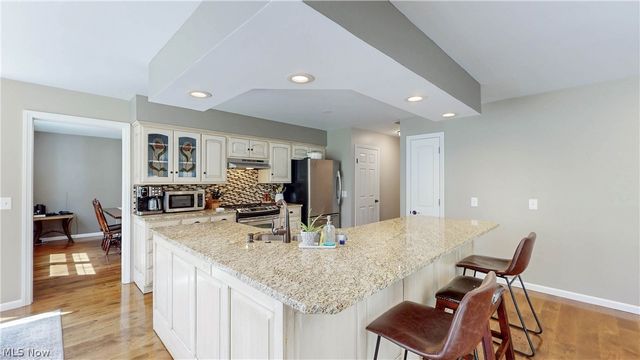 7955 Deerbrook Drive, Novelty, OH 44072