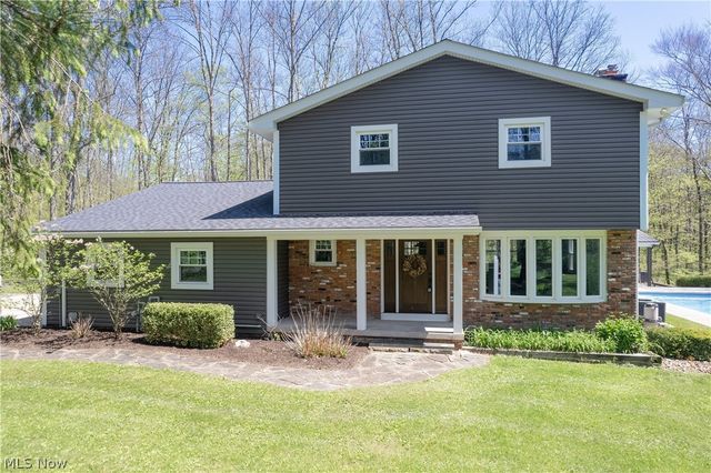 7955 Deerbrook Drive, Novelty, OH 44072