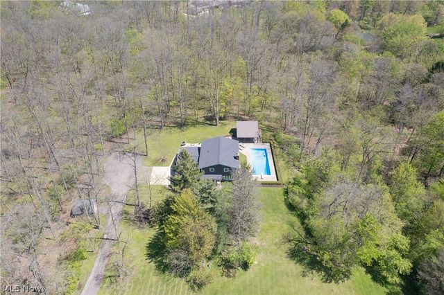 7955 Deerbrook Drive, Novelty, OH 44072