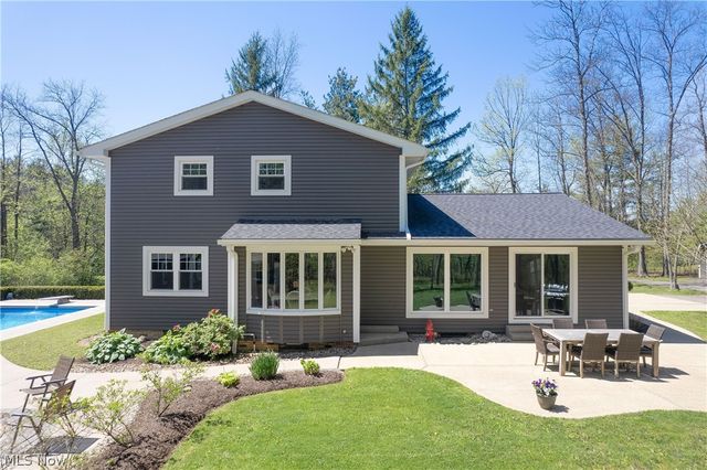 7955 Deerbrook Drive, Novelty, OH 44072