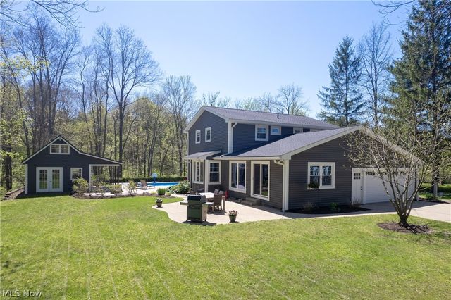 7955 Deerbrook Drive, Novelty, OH 44072