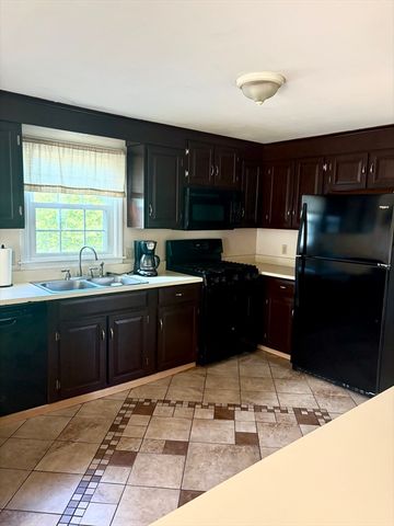 9 Stony Hill Rd, Agawam, MA 01030