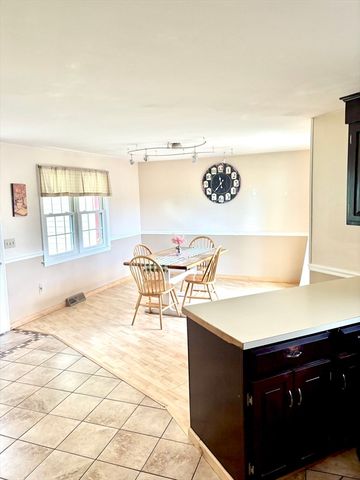 9 Stony Hill Rd, Agawam, MA 01030