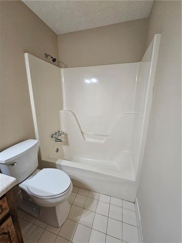 85 Sunnybrook Drive, Mcdonough, GA 30253