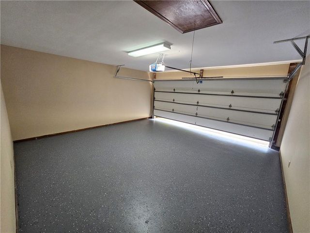 85 Sunnybrook Drive, Mcdonough, GA 30253