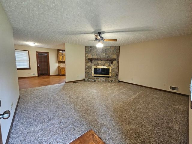 85 Sunnybrook Drive, Mcdonough, GA 30253