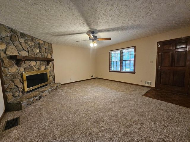 85 Sunnybrook Drive, Mcdonough, GA 30253