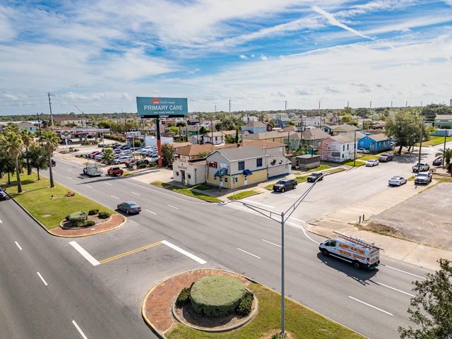 5427 Broadway Street A, Galveston, TX 77551