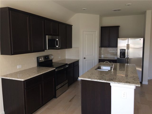 104 Morning Star Lane, Waxahachie, TX 75165