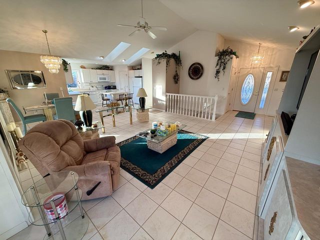 18 Ridgewood COURT, Fond Du Lac, WI 54937