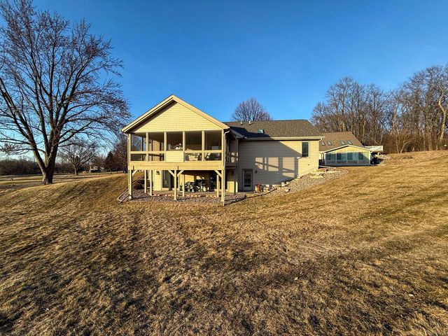 18 Ridgewood COURT, Fond Du Lac, WI 54937