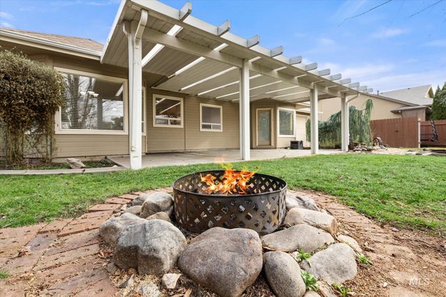 2757 S Goshen Way, Boise, ID 83709