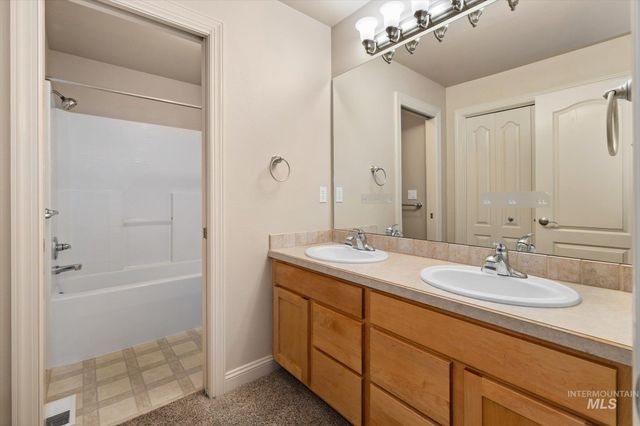 2757 S Goshen Way, Boise, ID 83709