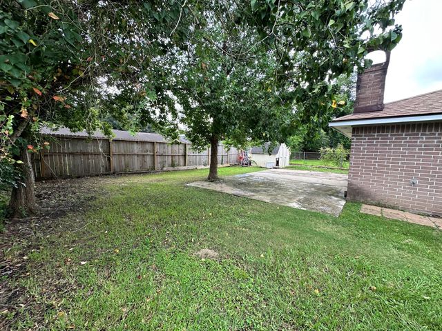 4215 Bayou Vista Drive, Houston, TX 77091