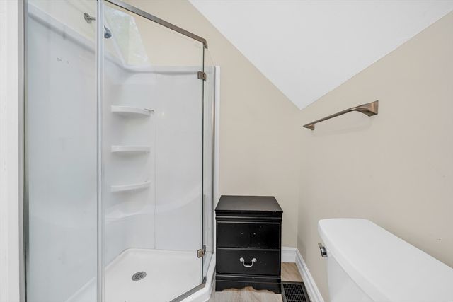 12 Adams St, Lynn, MA 01902