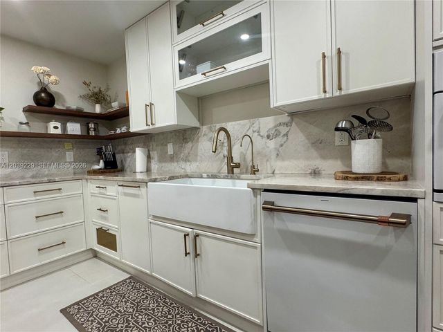 172 Wild Pine Road, Wellington, FL 33414
