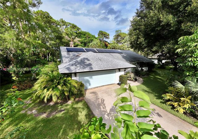 172 Wild Pine Road, Wellington, FL 33414