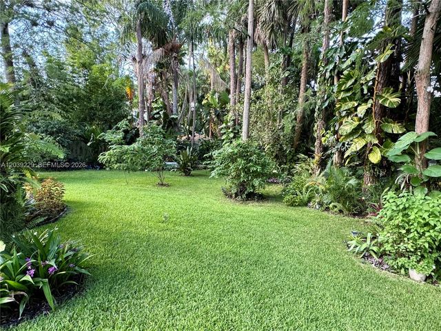 172 Wild Pine Road, Wellington, FL 33414