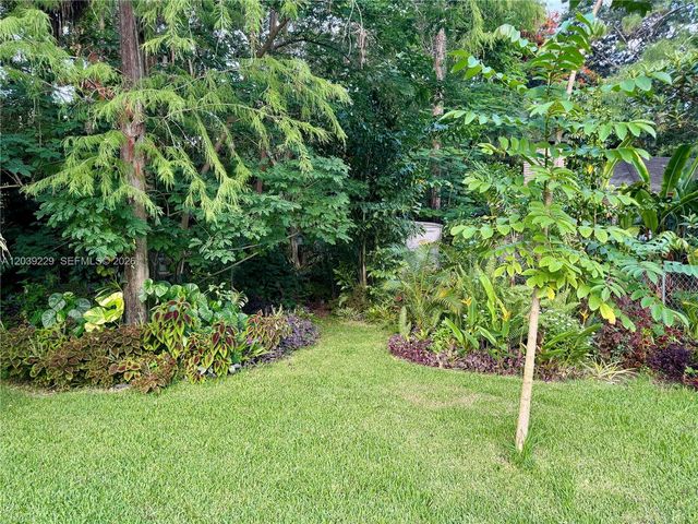 172 Wild Pine Road, Wellington, FL 33414