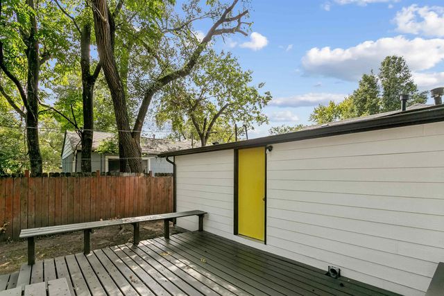 1916 S Mosley, Wichita, KS 67211
