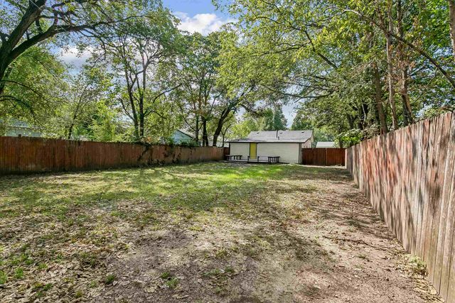 1916 S Mosley, Wichita, KS 67211