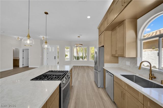 1608 Sun Ridge Drive, Las Vegas, NV 89117