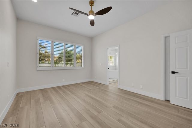 1608 Sun Ridge Drive, Las Vegas, NV 89117