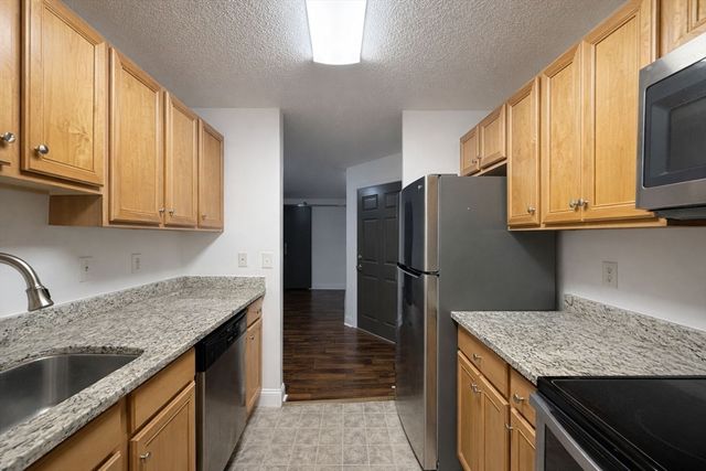 200 Market St 3409, Lowell, MA 01852