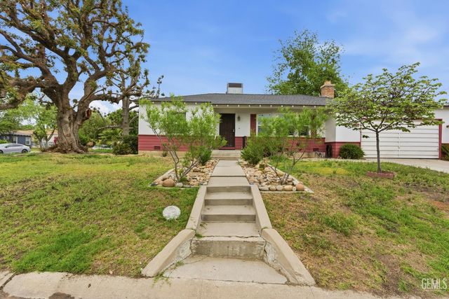 220 Jeffrey Street, Bakersfield, CA 93305