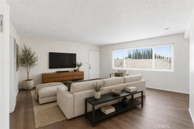 5953 Gaviota Avenue, Long Beach, CA 90805