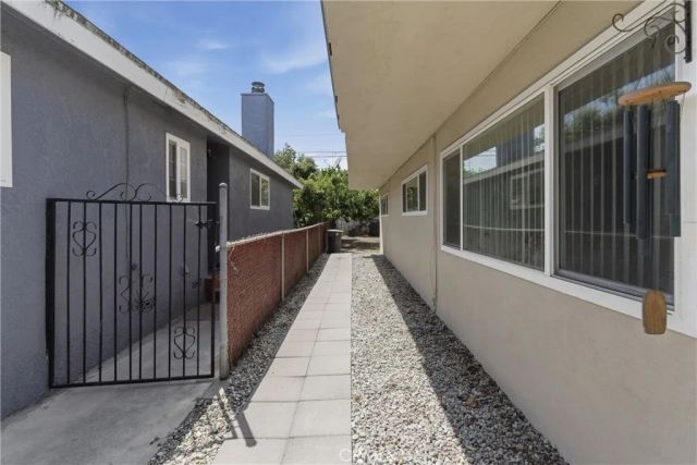5953 Gaviota Avenue, Long Beach, CA 90805